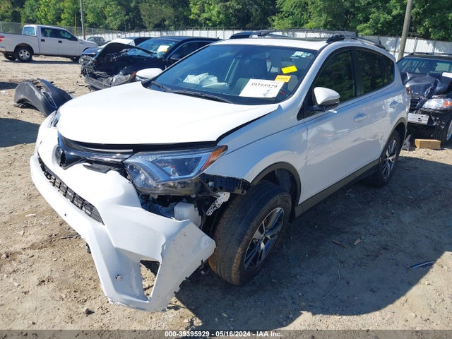 Toyota Rav4 Xle 2018 JTMWFREV4JJ188633 Image 6