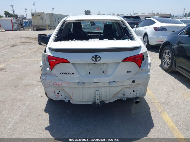Toyota COROLLA SE 2019 5YFBURHE1KP917748 Image 17