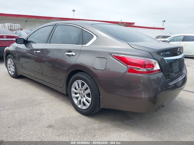 Nissan Altima 2.5 S 2015 1N4AL3AP0FN361867 Image 3