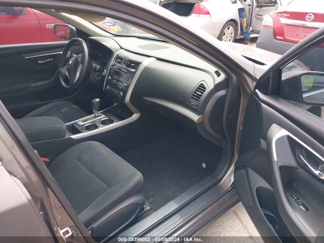 Nissan Altima 2.5 S 2015 1N4AL3AP0FN361867 Image 5