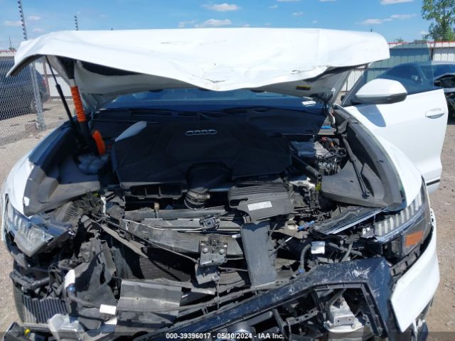 WA1FVAF14KD011154 Audi Q8 55 Premium