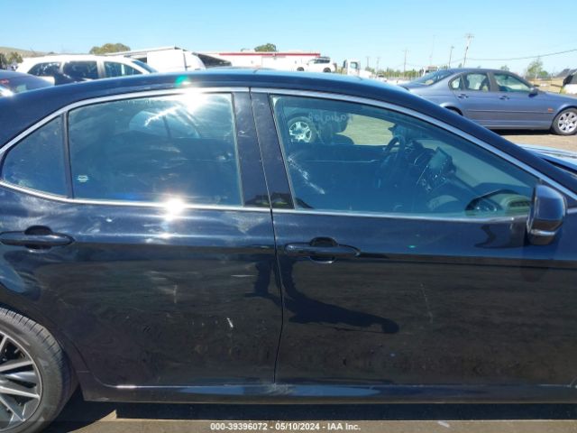 4T1F31AK7NU592841 Toyota Camry Xle Hybrid