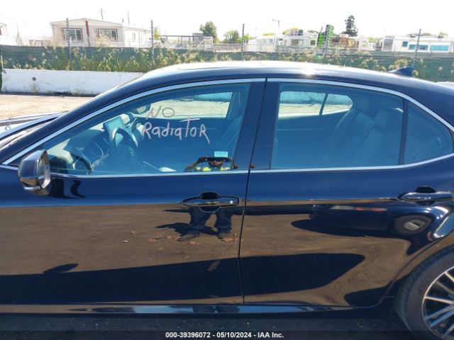4T1F31AK7NU592841 Toyota Camry Xle Hybrid