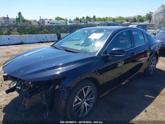 4T1F31AK7NU592841 Toyota Camry Xle Hybrid