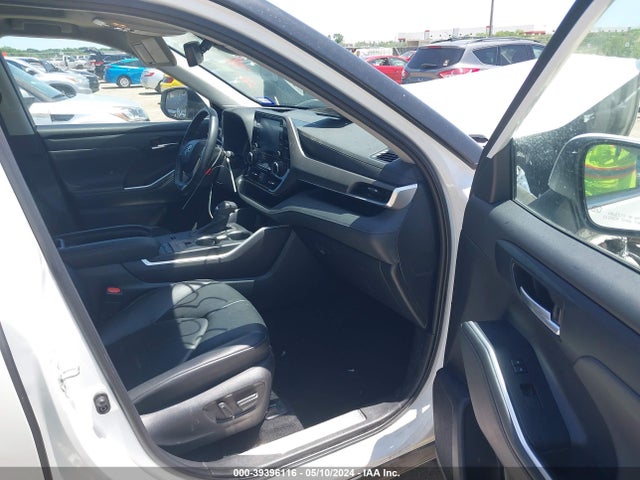 Toyota Highlander Xle 2022 5TDHZRAHXNS554832 Image 5