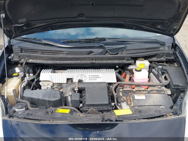 JTDKN3DUXE1738379 Toyota Prius Two