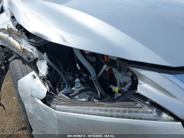 JTJBJRBZ6G2030380 Lexus NX 300H