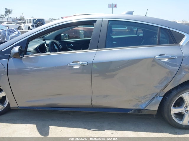 Chevrolet VOLT LT 2018 1G1RC6S56JU113822 Image 14