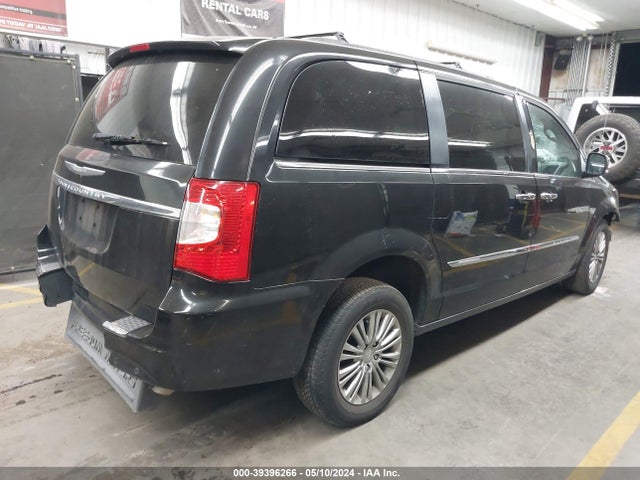 2C4RC1CG1GR159008 Chrysler Town & Country Touring-l Anniversary Edition