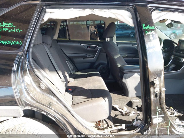 Toyota RAV4 LE 2019 2T3H1RFV5KW007614 Image 8