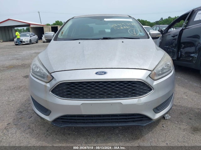 Ford FOCUS SE 2016 1FADP3F28GL302061 Image 6