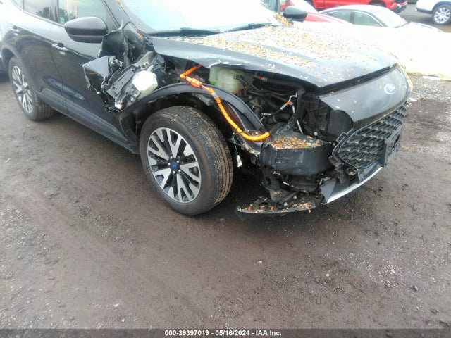 1FMCU9BZ8LUB37505 Ford Escape Se Sport Hybrid