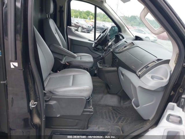 Ford Transit-150 2017 1FTYE1YM8HKA47780 Image 5
