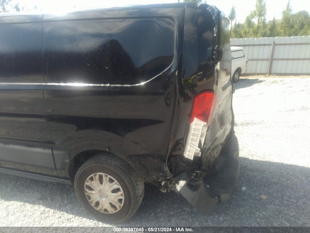 Ford Transit-150 2017 1FTYE1YM8HKA47780 Image 6