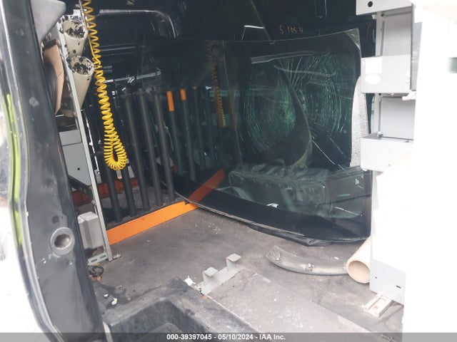 Ford Transit-150 2017 1FTYE1YM8HKA47780 Image 8