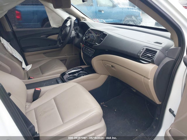 Honda Pilot Awd Touring 7 Passenger 2022 5FNYF6H69NB095681 Image 5