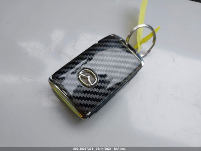 JM1BPANM9K1140633 Mazda Mazda3 Premium Package