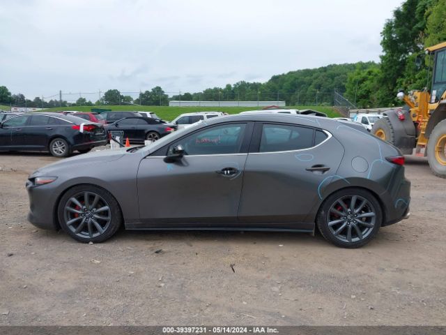 JM1BPANM9K1140633 Mazda Mazda3 Premium Package