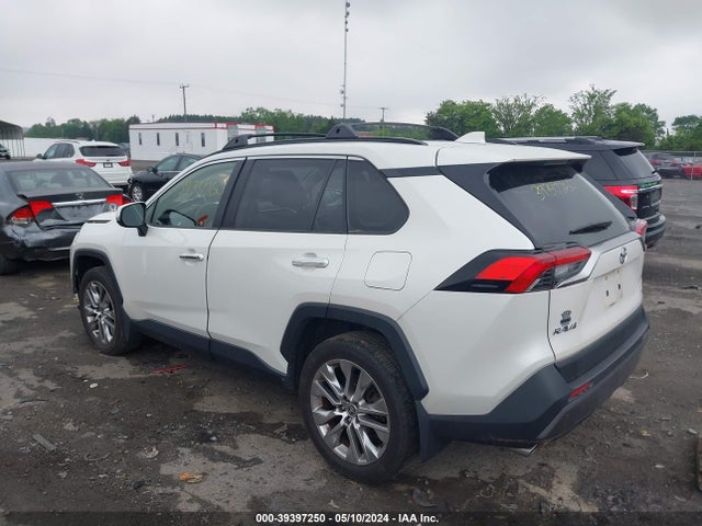 Toyota Rav4 Limited 2020 JTMN1RFVXLD049035 Image 3