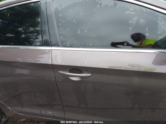 Hyundai SONATA SE 2017 5NPE24AF9HH540312 Image 13