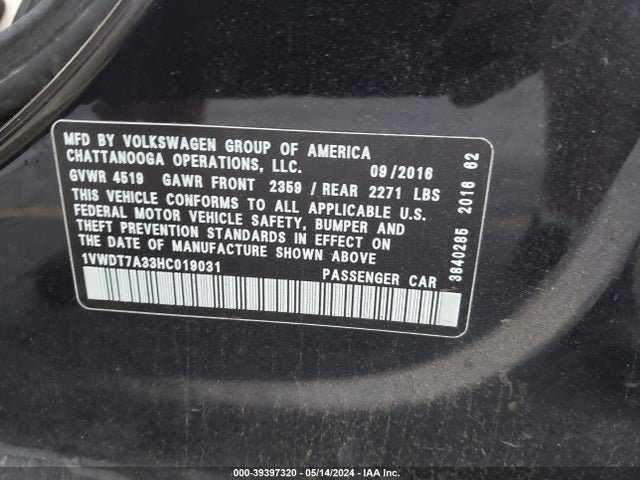 1VWDT7A33HC019031 Volkswagen Passat 1.8t R-line