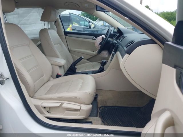 1VWAS7A31FC094460 Volkswagen Passat 1.8t Limited Edition