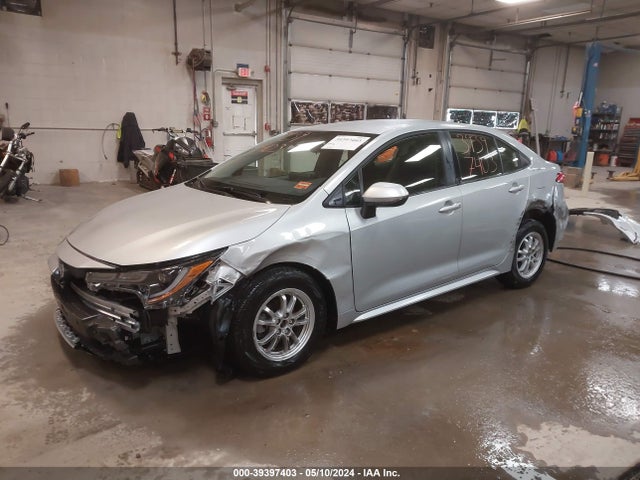 Toyota Corolla Hybrid Le 2022 JTDEAMDE3N3005697 Image 2