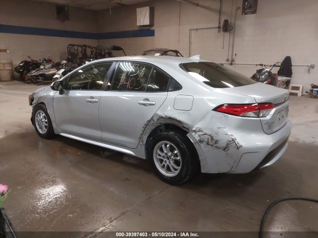 Toyota Corolla Hybrid Le 2022 JTDEAMDE3N3005697 Image 3