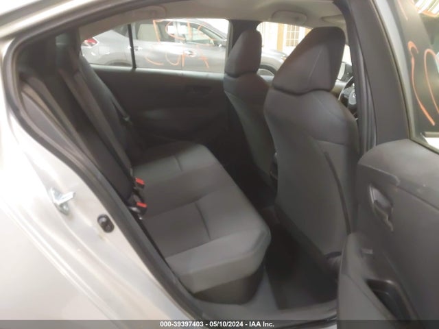 Toyota Corolla Hybrid Le 2022 JTDEAMDE3N3005697 Image 8