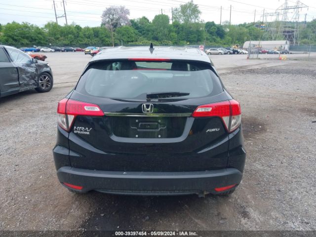 3CZRU6H37NM751110 Honda Hr-v Awd Lx
