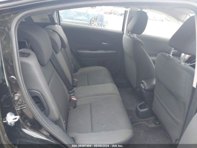3CZRU6H37NM751110 Honda Hr-v Awd Lx