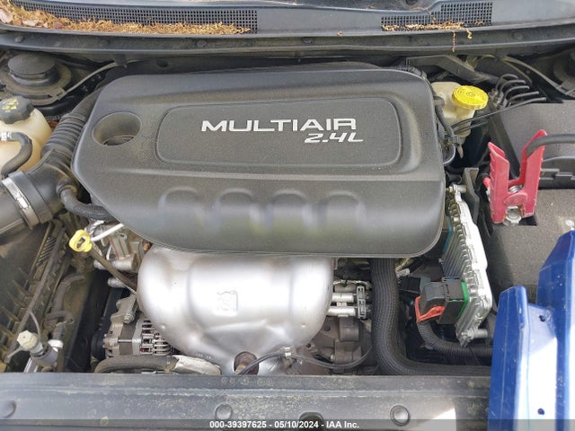 1C3CCCAB5FN728371 Chrysler 200 Limited