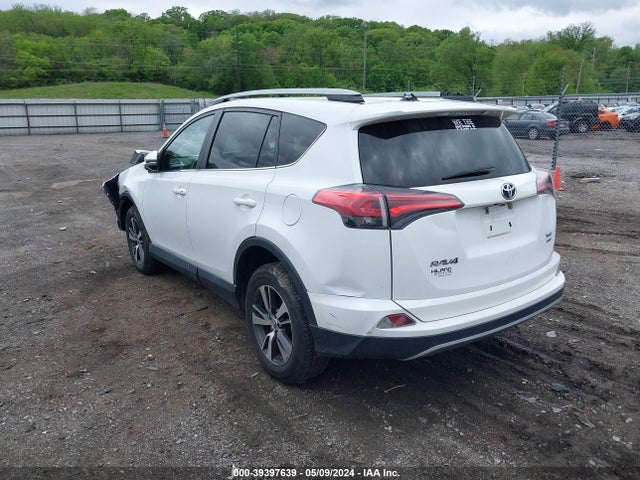 Toyota Rav4 Xle 2017 2T3RFREV4HW616306 Image 3