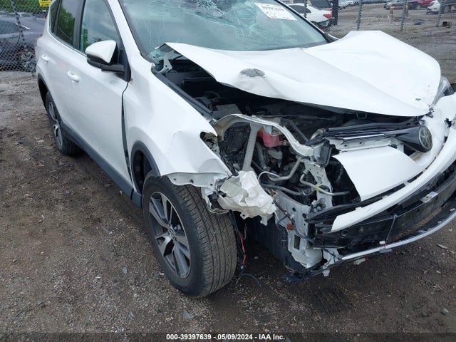 Toyota Rav4 Xle 2017 2T3RFREV4HW616306 Image 6