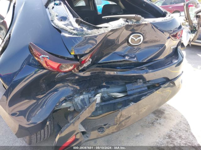 JM1BPBKL0M1403578 Mazda Mazda3 Select