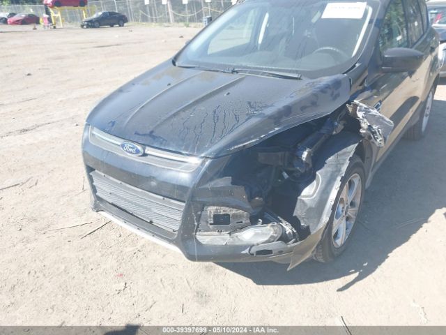 1FMCU0GXXGUB25929 Ford ESCAPE SE