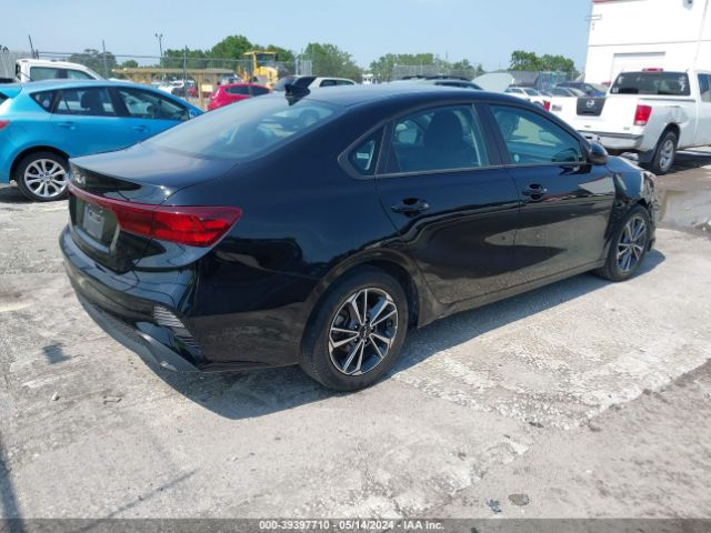 3KPF24AD2NE430690 KIA Forte Lxs