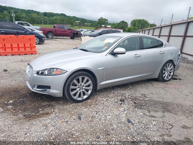 2013 JAGUAR XF SAJWJ0EF3D8S82048 Photo 1