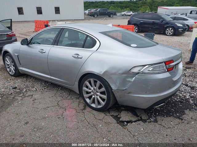 2013 JAGUAR XF SAJWJ0EF3D8S82048 Photo 2
