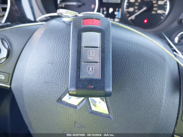 Mitsubishi Outlander Le 2018 JA4AZ3A37JZ029927 Image 11