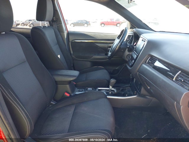 Mitsubishi Outlander Le 2018 JA4AZ3A37JZ029927 Image 5
