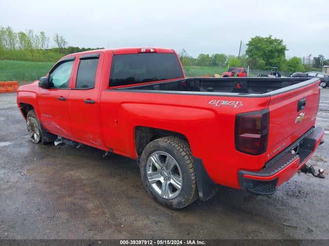 Chevrolet Silverado 1500 Custom 2017 1GCVKPEC3HZ357627 Image 3