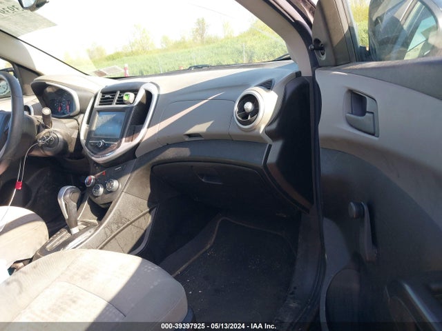 Chevrolet Sonic Ls Auto 2017 1G1JB5SG4H4169425 Image 5