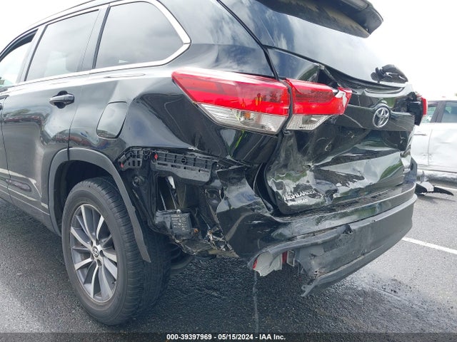 Toyota Highlander Xle 2017 5TDJZRFH3HS432134 Image 17