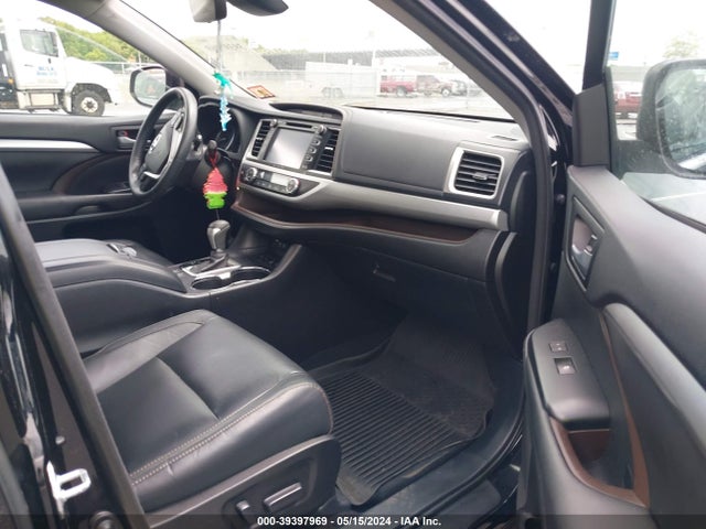 Toyota Highlander Xle 2017 5TDJZRFH3HS432134 Image 5
