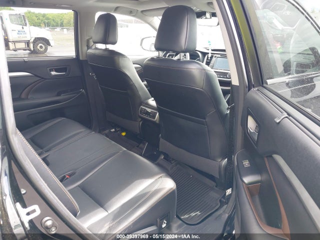 Toyota Highlander Xle 2017 5TDJZRFH3HS432134 Image 8