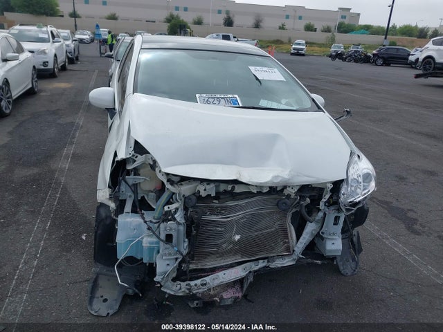 Toyota Prius Three 2015 JTDKN3DUXF0445539 Image 6