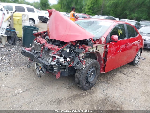 Toyota COROLLA LE 2018 2T1BURHE6JC004563 Image 2