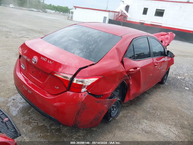Toyota COROLLA LE 2018 2T1BURHE6JC004563 Image 4