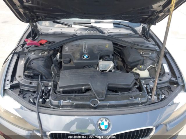 WBA8E1G5XGNT35725 BMW 320i